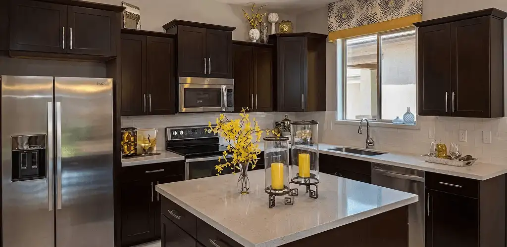 Cabinet painting results with freshly painted kitchen cabinets in Eugene, OR
